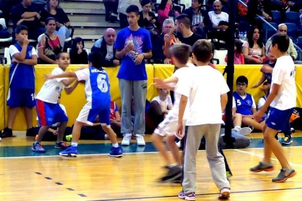 Τουρνουά 3on3: Απίστευτη ντρίμπλα στη Νεάπολη! (video+photos)