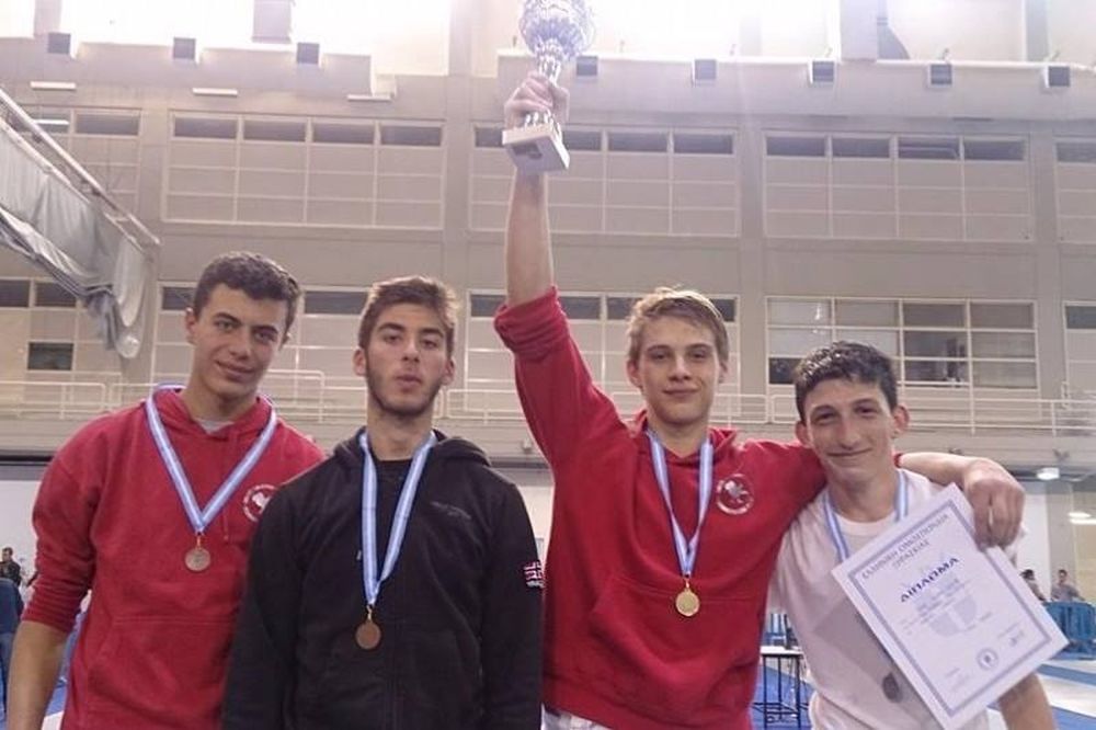 Ξιφασκία: Συναρπαστικές μάχες στο Κύπελλο Εφήβων