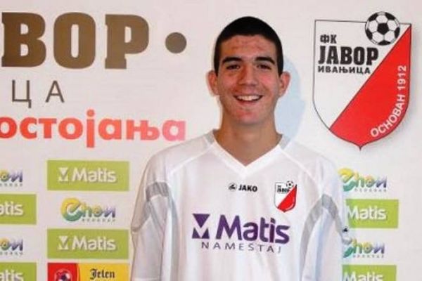 Ράτκοβιτς: «Μπορώ να συνεισφέρω στην ΑΕΚ»