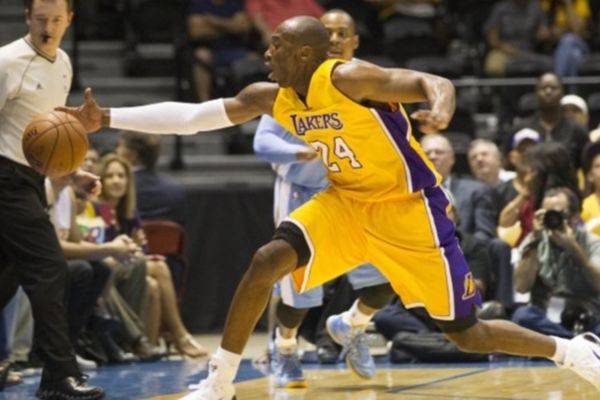 Λος Άντζελες Λέικερς: Τη διαφορά υπέρ του Κόμπι κατάλαβε ο Λιν