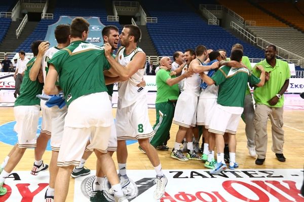 Onsports TV: Οι πανηγυρισμοί στο φινάλε (video)