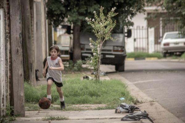 Διθύραμβοι για την ταινία-ντοκιμαντέρ για τη ζωή του Μέσι (videos+photos)