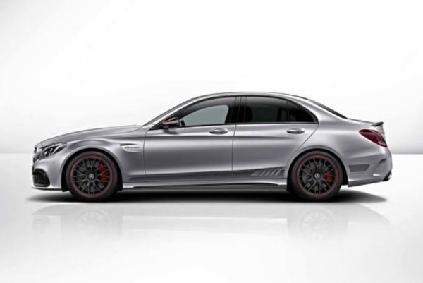 Εντυπωσιάζει η C63 AMG Edition 1