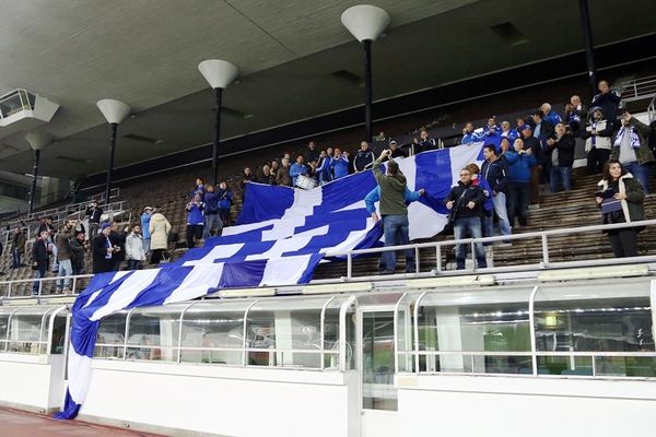 Εθνική Ελλάδας: Στήριξη από τον «Γαλανόλευκο Φάρο» (videos)
