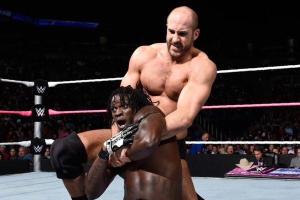 WWE: Αλλάζει ημέρα το SmackDown τον Ιανουάριο