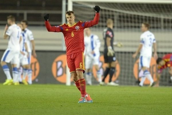 Με ηγέτη τον Σανμαρτεάν η Ρουμανία 2-0 εκτός τη Φινλανδία (videos)