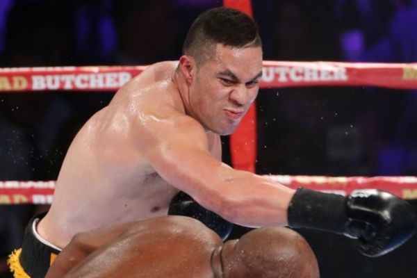 Μποξ: Παραδόθηκε ο Sherman Williams στη Νέα Ζηλανδία (video)