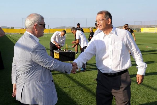 Νικολάου: «Πολιτικά παιχνίδια στην πλάτη της ΑΕΚ»