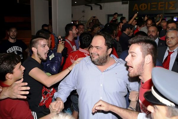 Ολυμπιακός: Αποθέωση στο Ηράκλειο (photos)