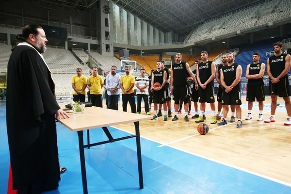 Αλεξίου: «Όσο το δυνατόν ψηλότερα» (photos)