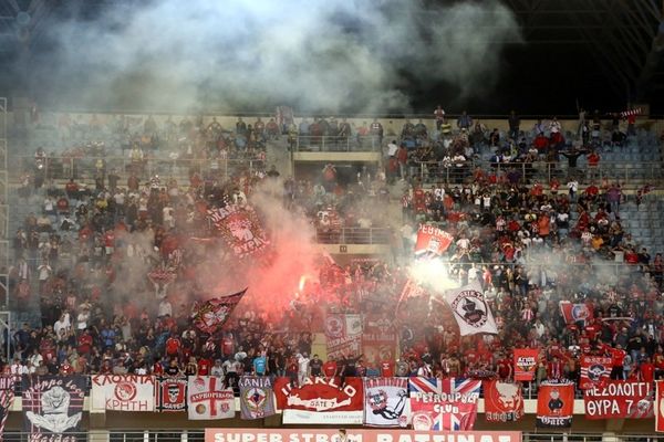 Super League: Οι «μεγάλοι» στο… σκαμνί