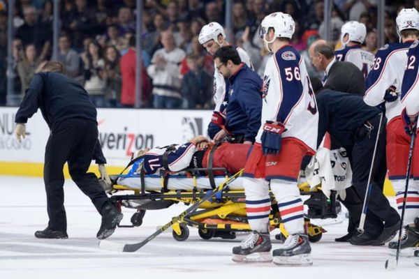 NHL: Τρομακτικός τραυματισμός του Foligno (videos)