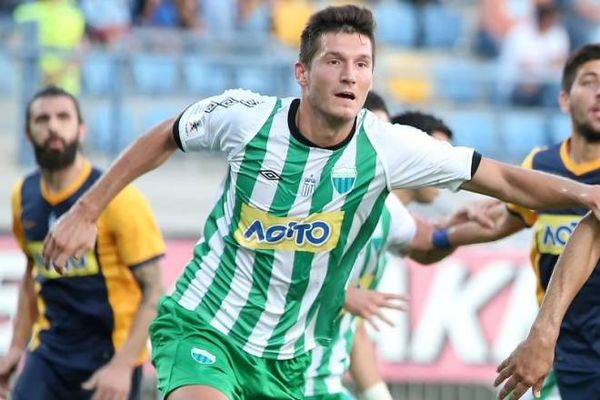 Λεβαδειακός: Μέσα τρεις, έξω ο Μάντζιος