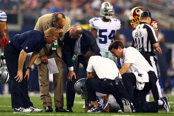 NFL: Αμφίβολος ο Tony Romo για τους Καουμπόις