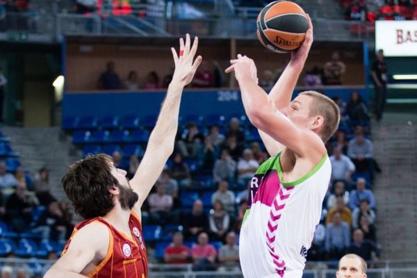 Ευρωλίγκα: Λαμποράλ Κούτσα - Γαλατάσαραϊ 91-90 (video)