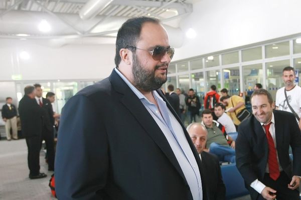 Ολυμπιακός: Αναχώρησε για Ιταλία με Μαρινάκη