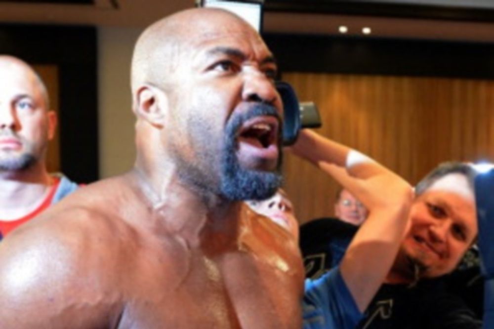 Μποξ: Πενήντα knockouts για Shannon Briggs (video)