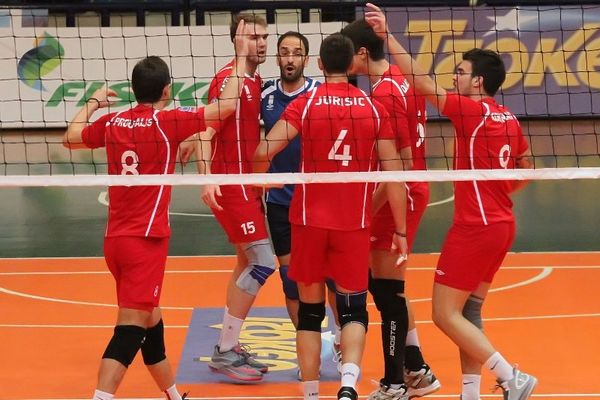 «Ένα από τα τοπ κλαμπ της Ευρώπης ο Ολυμπιακός»