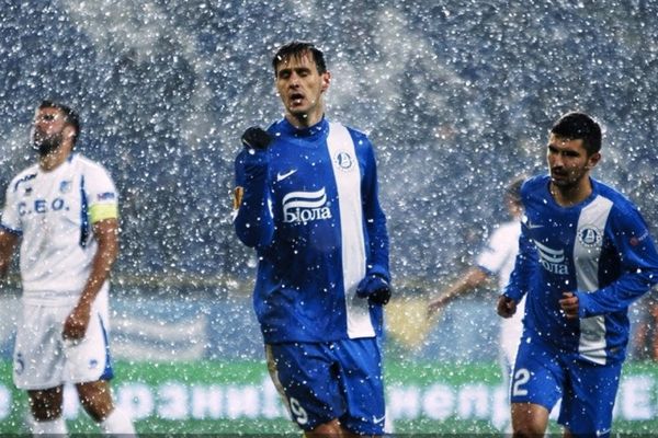 Κάραμπαγκ – Ντνίπρο 1-2 (videos)