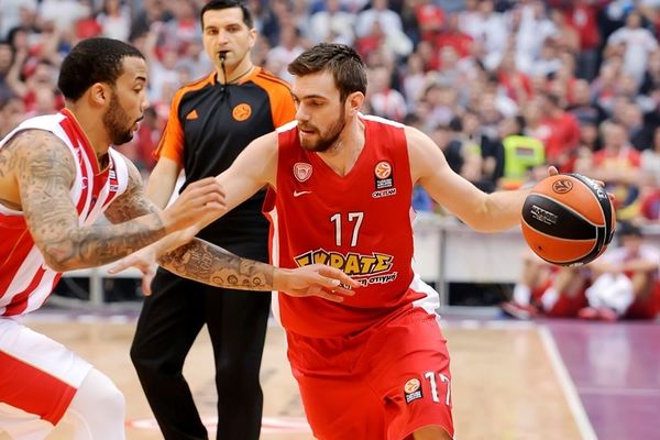 Ευρωλίγκα: Ερυθρός Αστέρας - Ολυμπιακός 57-62 (videos+photos)