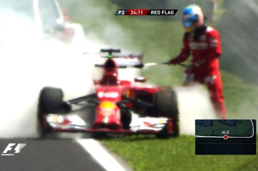Formula 1: Και... πυροσβέστης ο Αλόνσο (video)