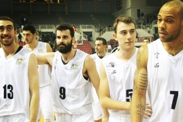 ΠΑΟΚ: Ντύνεται με… στιλ