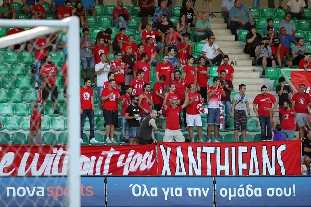 Xanthifans: «Οι αγώνες δεν κερδίζονται με... φουσκωτούς»