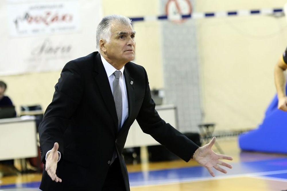Μαρκόπουλος: «Χρειάζεται συγκέντρωση»