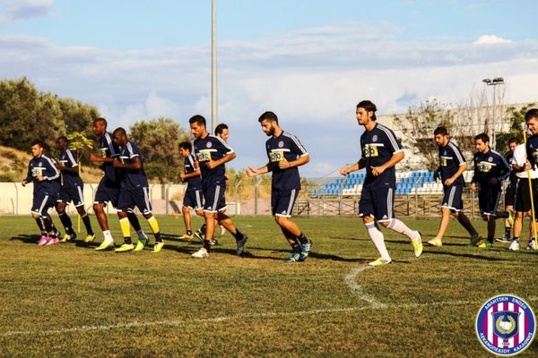 Καλλονή: Ατομικό οι Γιορέντε, Αντέτζο
