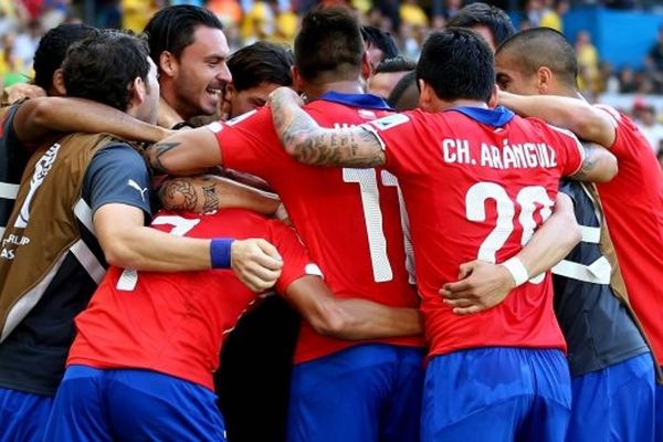 Πέντε γκολ για Χιλή, στις καθυστερήσεις η Παραγουάη (videos)