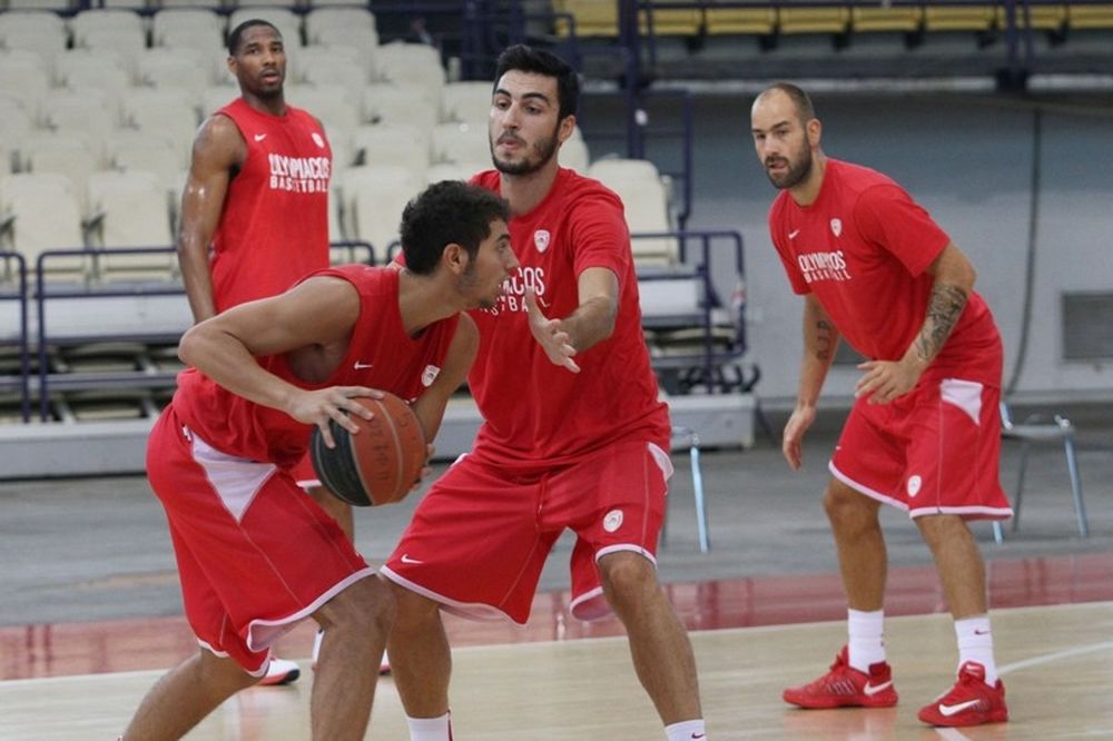 Ολυμπιακός: Πρώτα, Ρέθυμνο