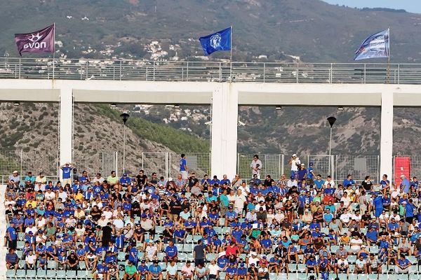 Νίκη Βόλου: Στήριξη στην ομάδα ζητούν οι Blue Angels