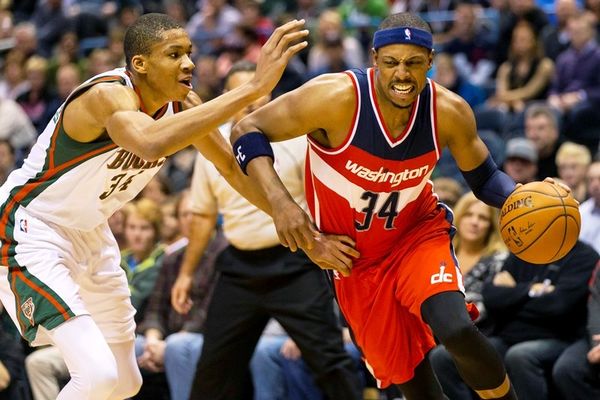 NBA: Στην κορυφή του Top – 10 ο Αντετοκούνμπο (video)