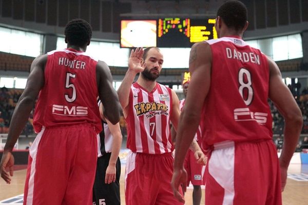 Ολυμπιακός: «Οδύσσεια» για Βιτόρια