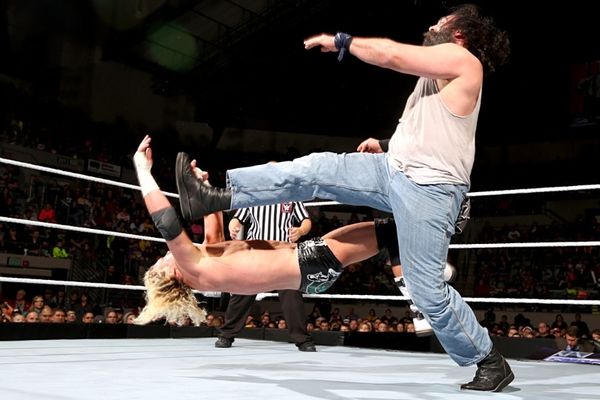SmackDown: Υπεράσπιση για Harper και Rusev (photos+videos)