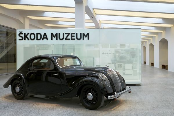 Μουσείο Skoda: Ταξίδι στο παρελθόν αλλά και το παρόν (photos)