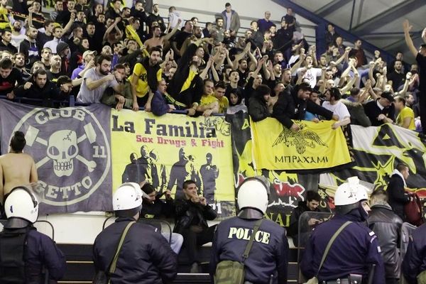 Τρίκαλα: Σακαφλιάδες εναντίον διοίκησης
