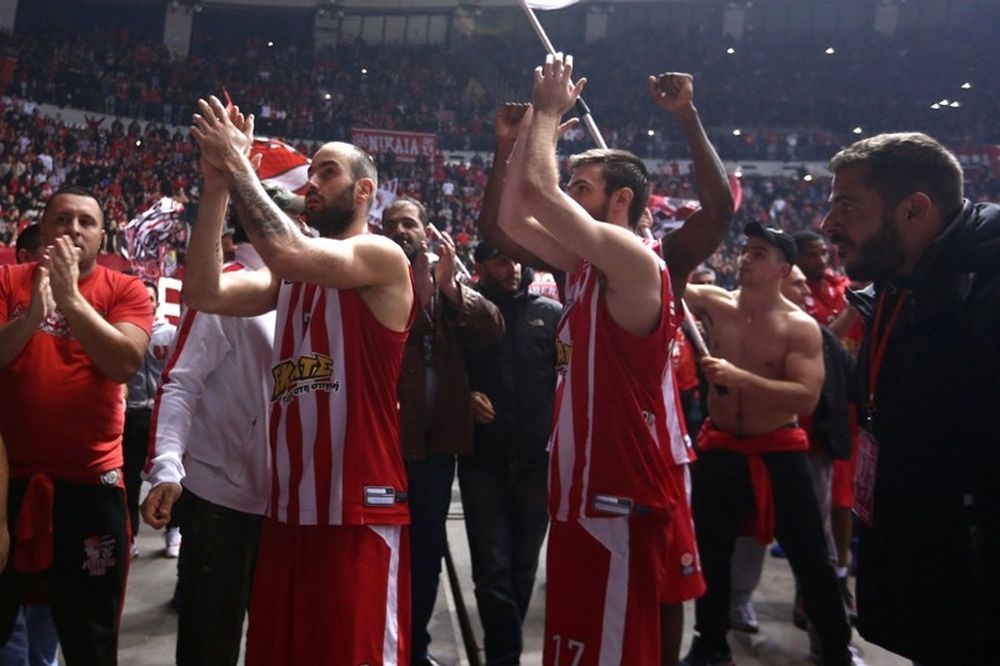 Onsports TV: Έγιναν «ένα» στο ΣΕΦ (video+photos)