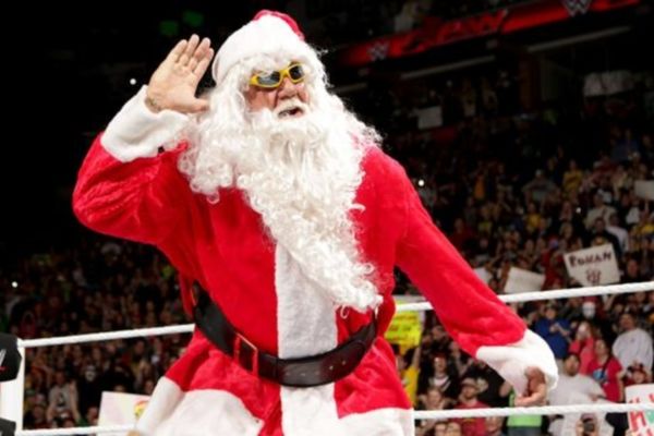 Raw: Χριστούγεννα με Hulk Hogan (videos+photos)