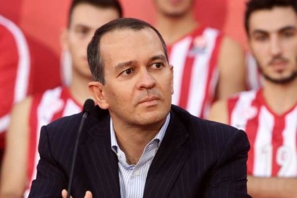 Ολυμπιακός: Ανακάλεσε ο Αγγελόπουλος