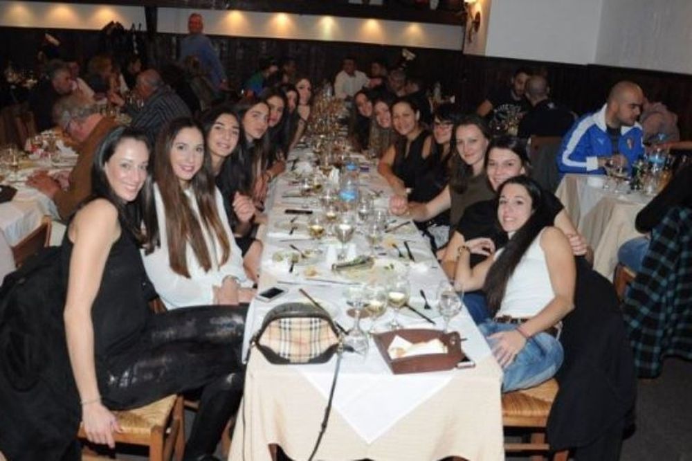 Παναθηναϊκός: Αποθέωση οπαδών στις «πράσινες»