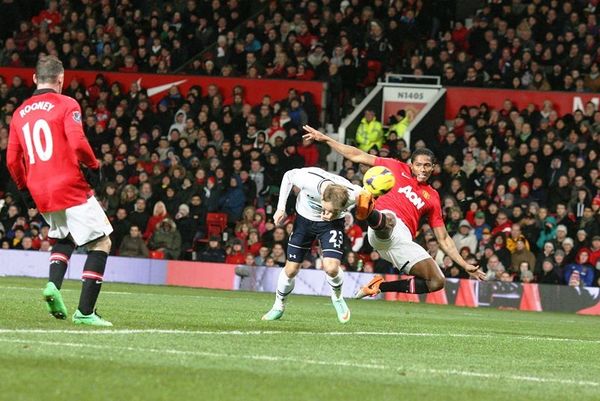 Πρέμιερ Λιγκ: Τα βλέμματα στο «Γουάιτ Χαρτ Λέιν»