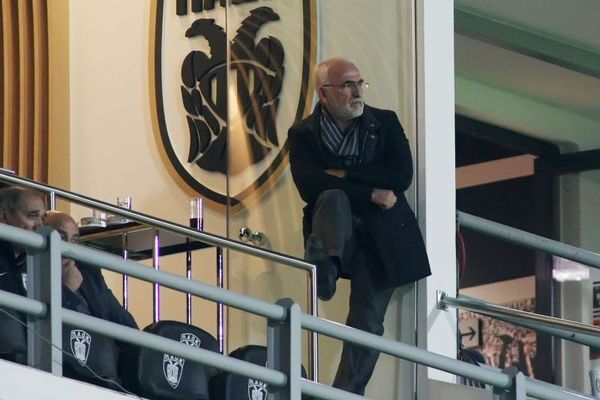 ΠΑΟΚ: Μοίρασε χρήμα ο Σαββίδης