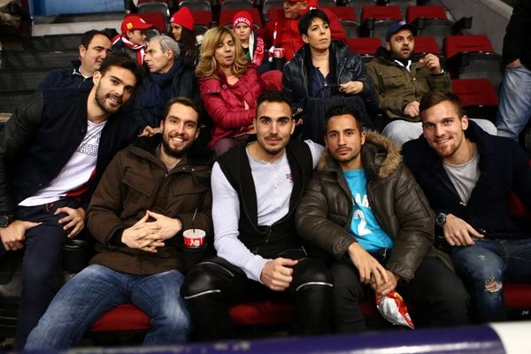 Ολυμπιακός: Καρέ ποδοσφαιριστών στο ΣΕΦ (photos)
