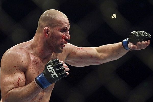 UFC Fight Night 66: Τραυματισμός Glover Teixeira, νέο main event