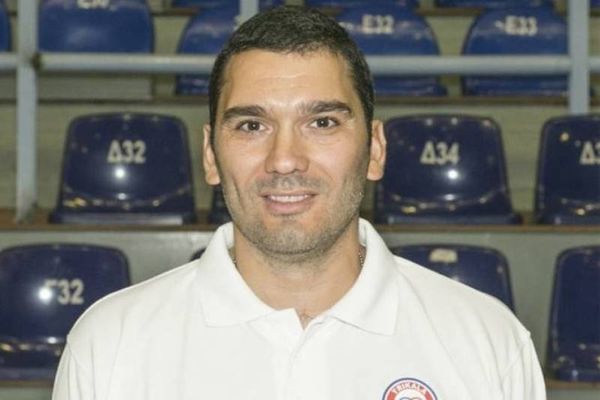 Νικολαΐδης: «Προβάδισμα ο ΠΑΟΚ απέναντι στην ΑΕΚ»
