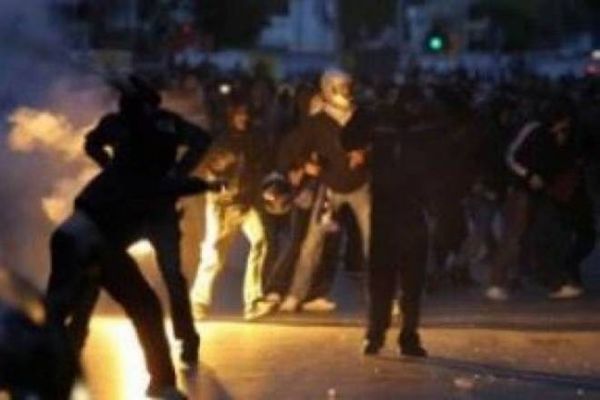 Συλλήψεις 49 ατόμων σε σύνδεσμο οπαδών!