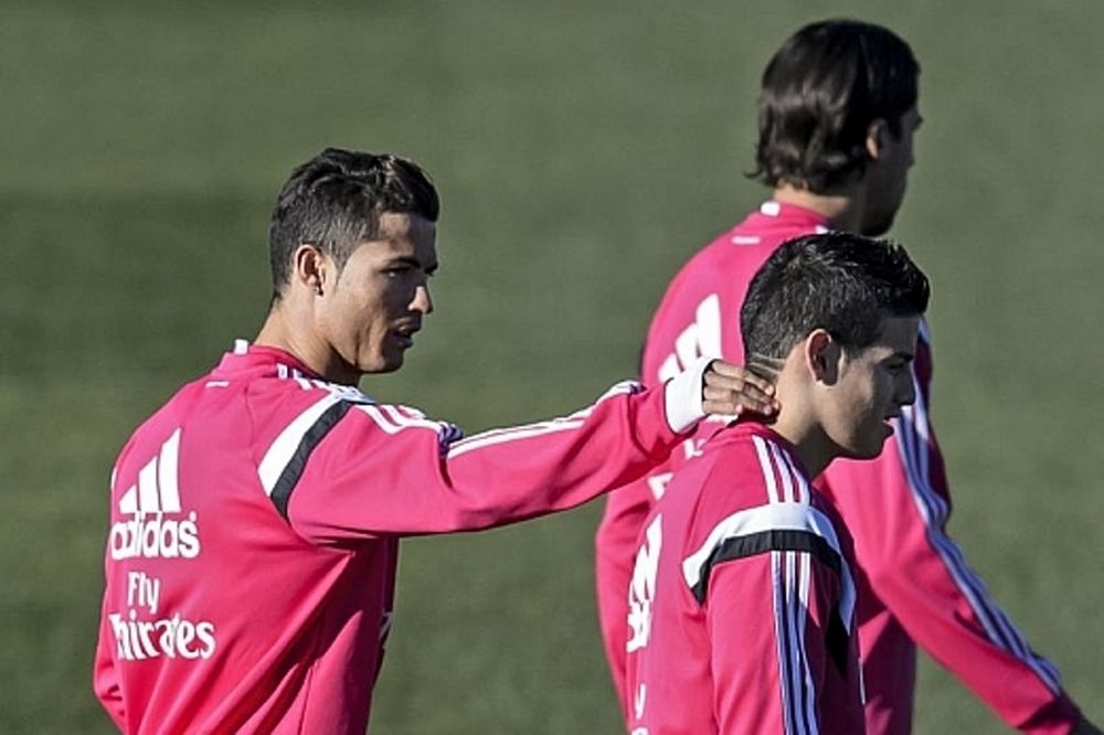 Τρελά κέφια ο Κριστιάνο Ρονάλντο  στην προπόνηση (video)