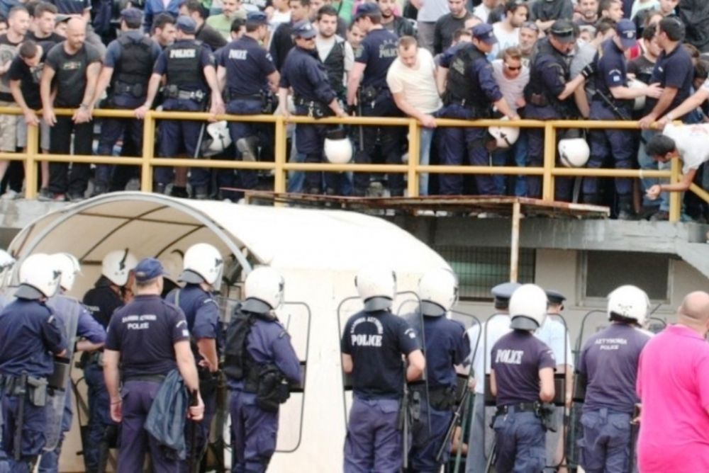 Καλαμάτα: Ξέσπασαν οι οπαδοί της «Μαύρης Θύελλας» 