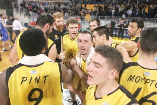 Άρης: Επίσκεψη από φιλάθλους της Ντόρτμουντ